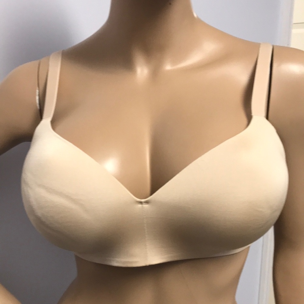 NWOT Wacoal Bra S 34DD
